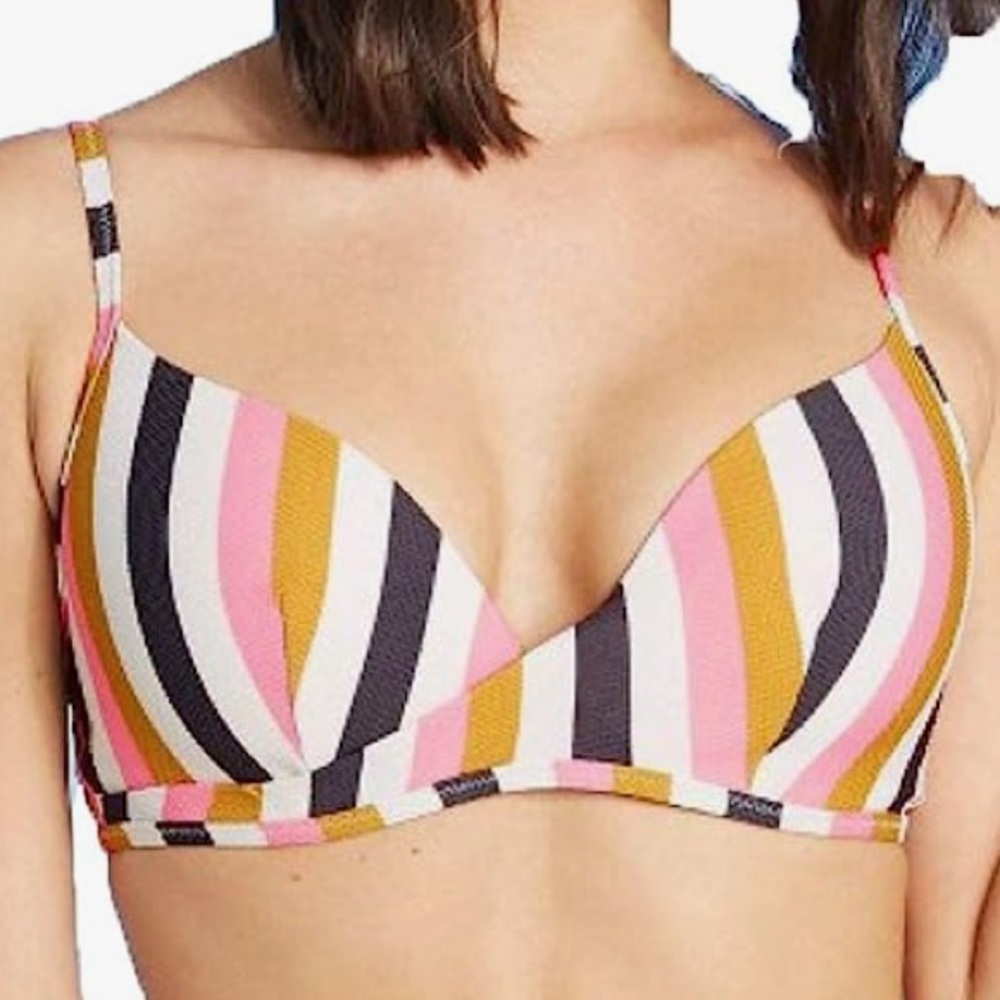 Shade&Shore Women’s Lightly Lined Pique Textured Front Wrap Bikini Top